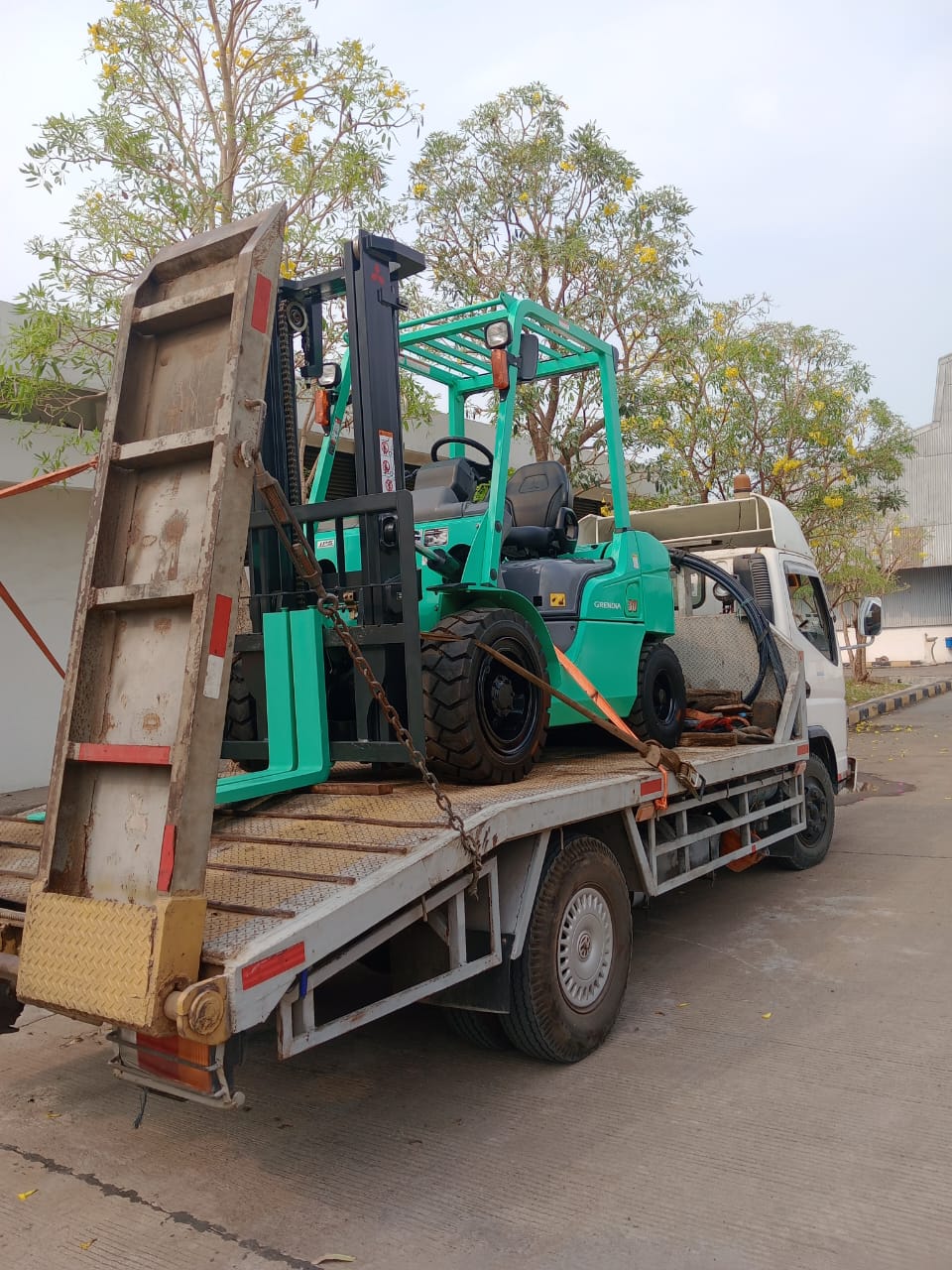 service forklift