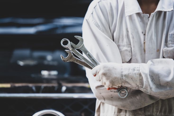 HELPER MEKANIK ALAT BERAT ADALAH_ PERAN, TUGAS DAN TANGGUNG JAWAB service forklift